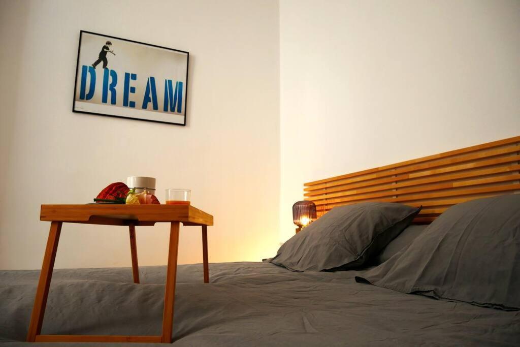 Appartement P2 De Charme - Centre-Ville นีมส์ ภายนอก รูปภาพ