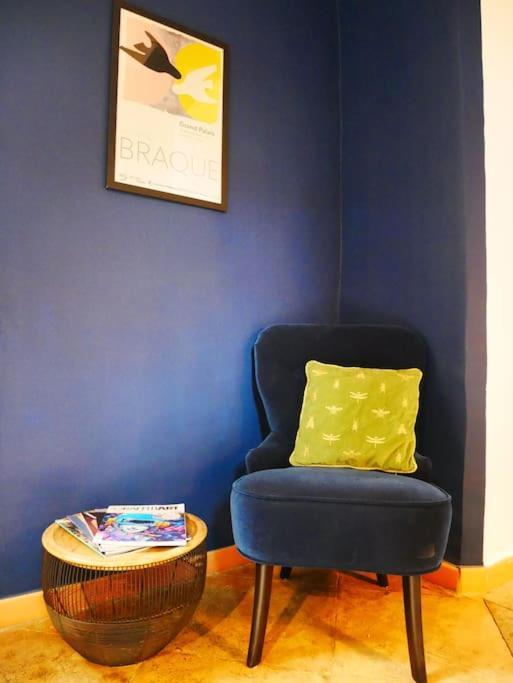 Appartement P2 De Charme - Centre-Ville นีมส์ ภายนอก รูปภาพ